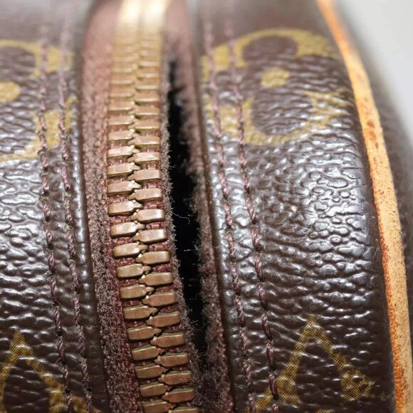 LOUIS VUITTON Monogram Pochette Gange Shoulder Bag - Picture 9 of 16